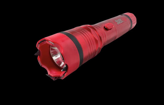 Hunting flashlight stun gun